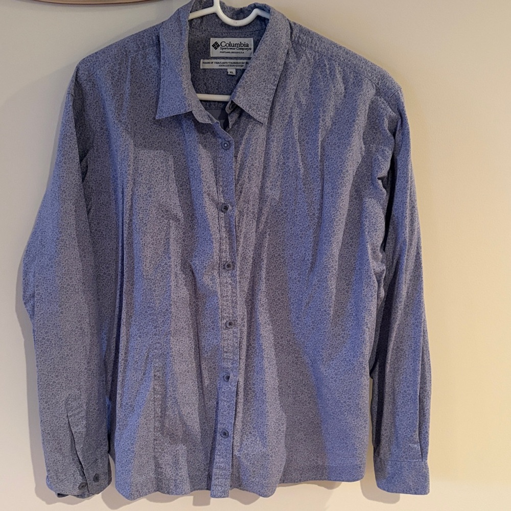 Women’s Columbia long sleeve blouse-XL